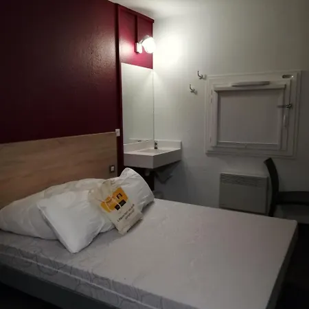 Hotel Hotelf1 Geneve Saint Julien En Genevois